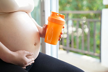 Энергетики во время беременности: есть ли основания для опасений?