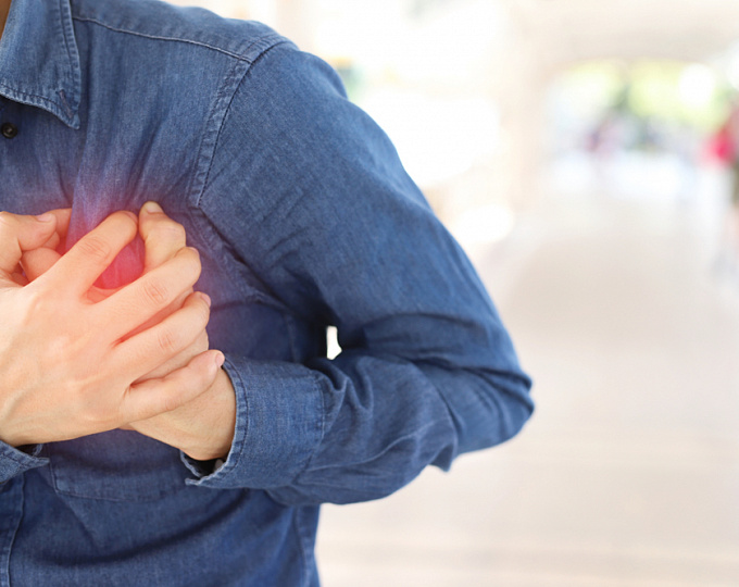 Связь между терапией устекинумабом и неблагоприятными сердечно-сосудистыми событиями