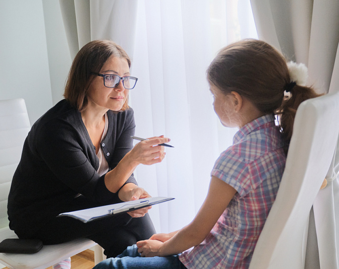 Какой метод психотерапии лучше выбрать у детей с посттравматическим стрессовым расстройством?