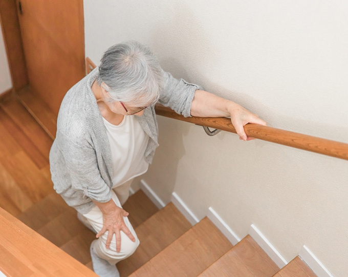 Связь между черепно-мозговой травмой и смертностью, ассоциированной с деменцией