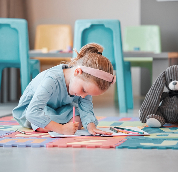 Существует ли связь между приемом парацетамола матерью во время беременности и нарушением нейроразвития у детей? 