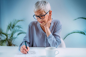 Связано ли прогрессирование хронической болезни почек со снижением когнитивных функций?