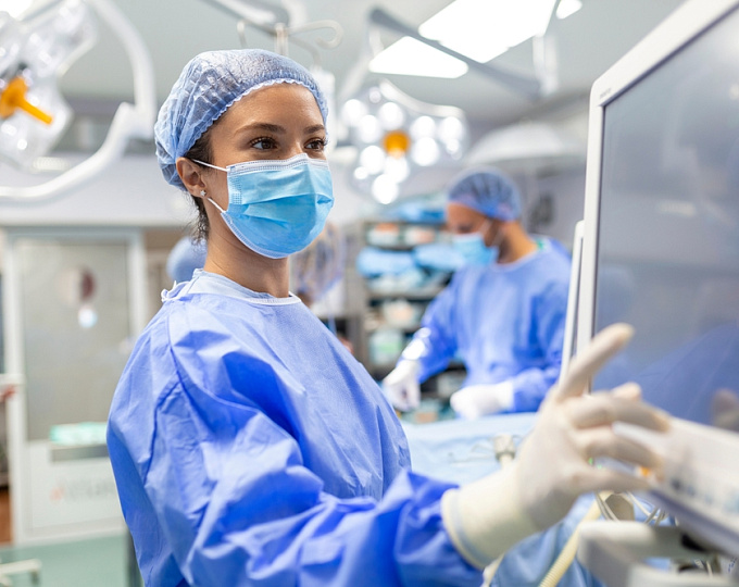 Безопасность терапии периферическими внутривенными вазопрессорами