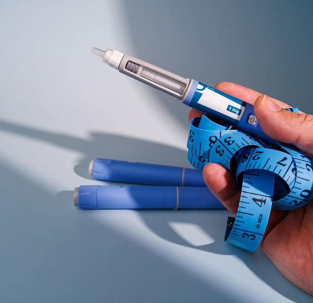 Какое влияние оказывает терапия агонистом рецептора глюкагоноподобного пептида-1 на исходы, ассоциированные с воспалительным заболеванием кишечника?