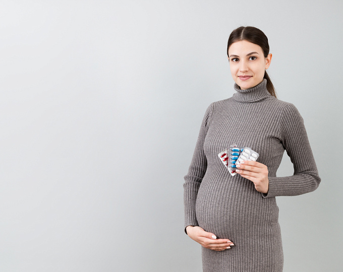 Как отражается применение психотропных препаратов во время беременности на риске врожденных пороков развития?