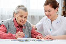 Вклад коморбидной патологии в развитие деменции. Имеет ли значение возраст? 