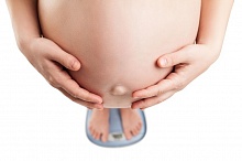 Какую угрозу несет избыточная масса тела в начале беременности?