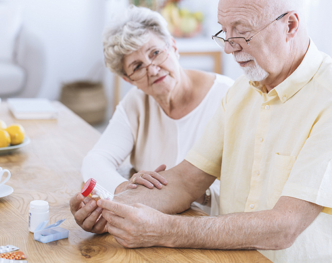 Как применение бета-адреноблокаторов влияет на физическую активность пациентов?