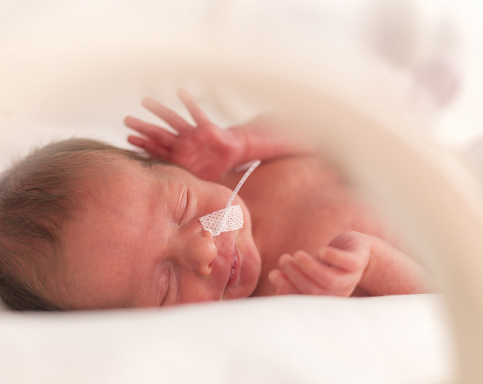 Некоторые аспекты раннего полноценного энтерального питания у недоношенных детей и новорожденных с низкой массой тела