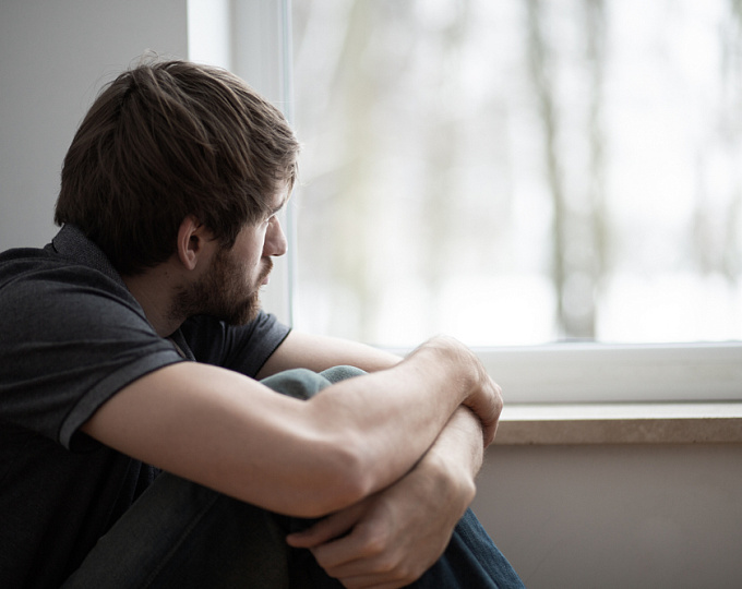 Как снизить риск суицида у пациентов с биполярным аффективным расстройством?