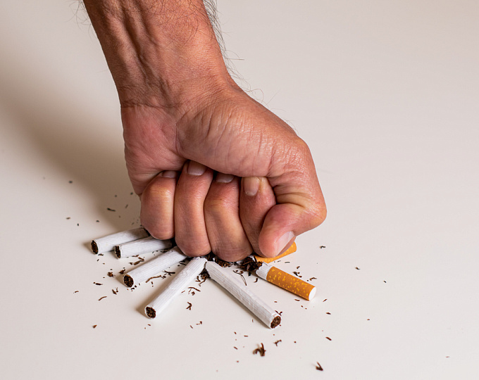 Как отказ от курения в первые месяцы после диагностики рака влияет на выживаемость?