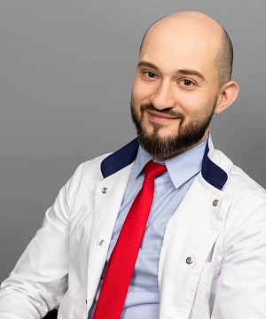 Тихонов Игорь  Николаевич