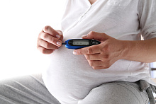 Как антипсихотическая терапия во время беременности сказывается на риске гестационного сахарного диабета?