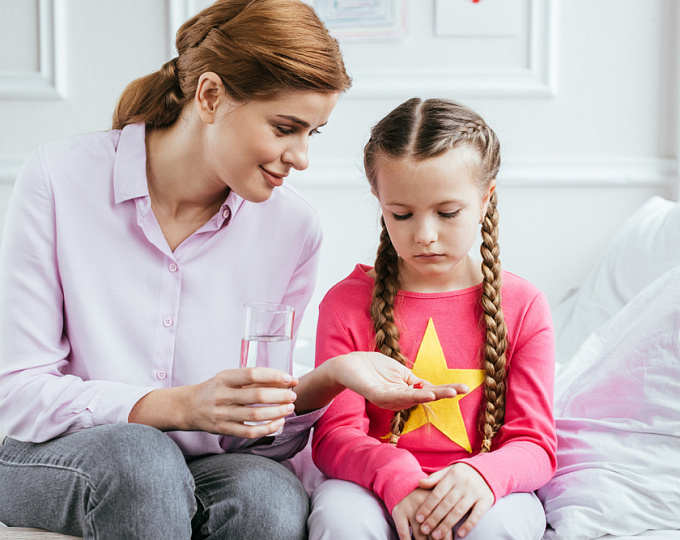 Безопасность короткого курса системных кортикостероидов у детей и подростков