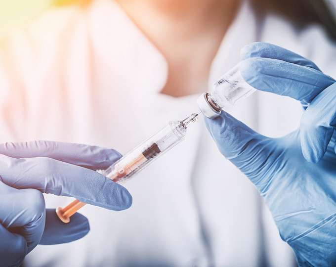 Какая вакцина против гриппа предпочтительнее у пациентов с ревматоидным артритом? 