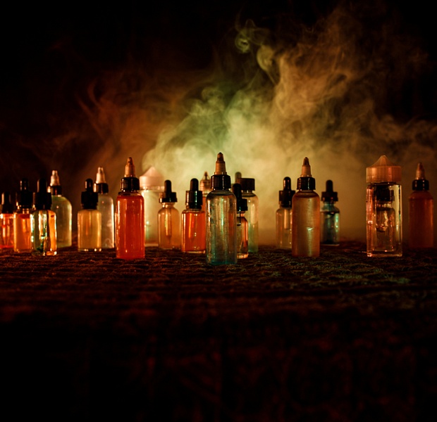 Поражения легких после использования электронных сигарет. Общий портрет пациентов 