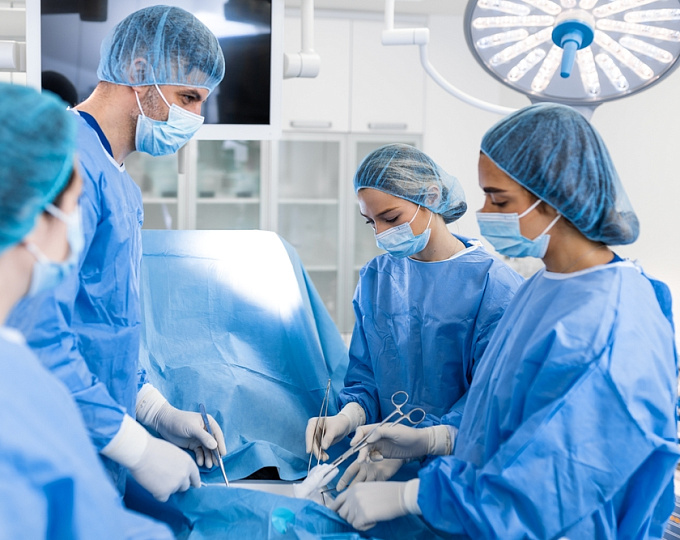 Сравнение долгосрочных исходов при хирургической и транскатетерной замены аортального клапана