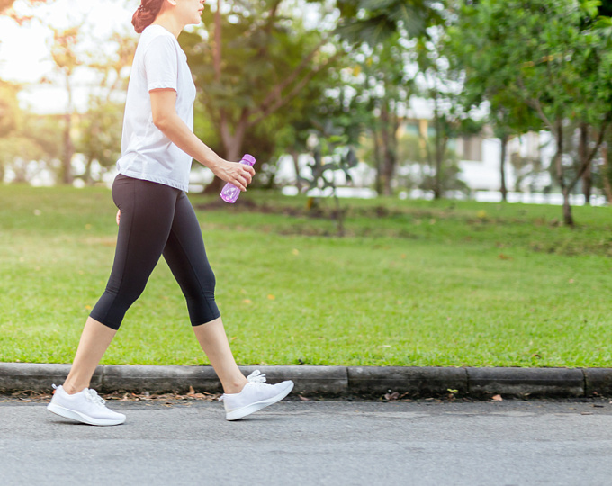 Полтора часа ходьбы в неделю позволяют снизить риск микрососудистых осложнений сахарного диабета 