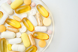 Как часто пациенты, получающие антипсихотики, нуждаются в назначении кардиометаболических препаратов?