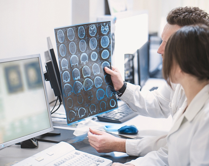 Высокий риск рецидива рассеянного склероза после отмены болезнь-модифицирующей терапии