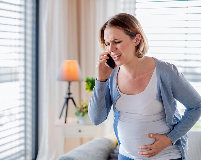 Диссекции артерий во время беременности: частота, факторы риска, исходы