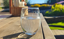 Камни в почках: можно ли предотвратить их развитие и рост употреблением большого количества воды?