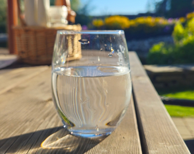 Камни в почках: можно ли предотвратить их развитие и рост употреблением большого количества воды?