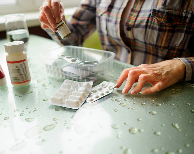 Тофацитиниб при ревматоидном артрите: стоит ли опасаться увеличения риска онкологических заболеваний?