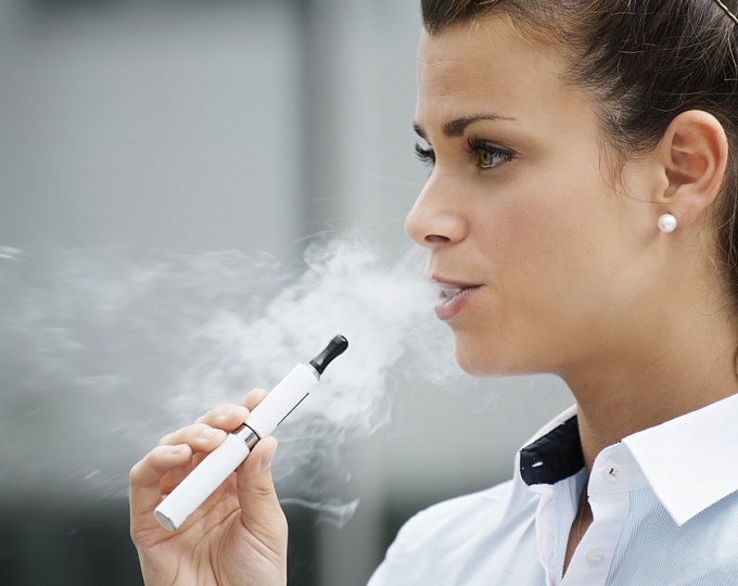 Судороги после курения электронных сигарет, FDA проведет расследование