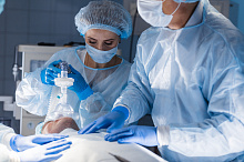 Выбор метода анестезии при операции на шейке бедра у пожилых пациентов