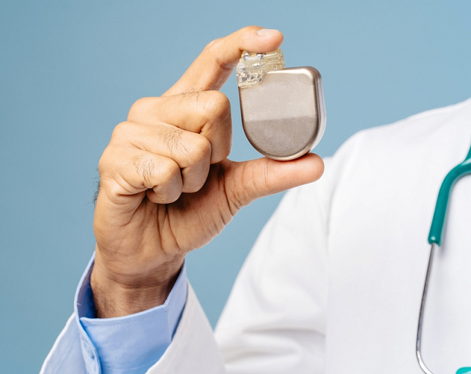 Преждевременный разряд батареи у пациентов с подкожным дефибриллятором