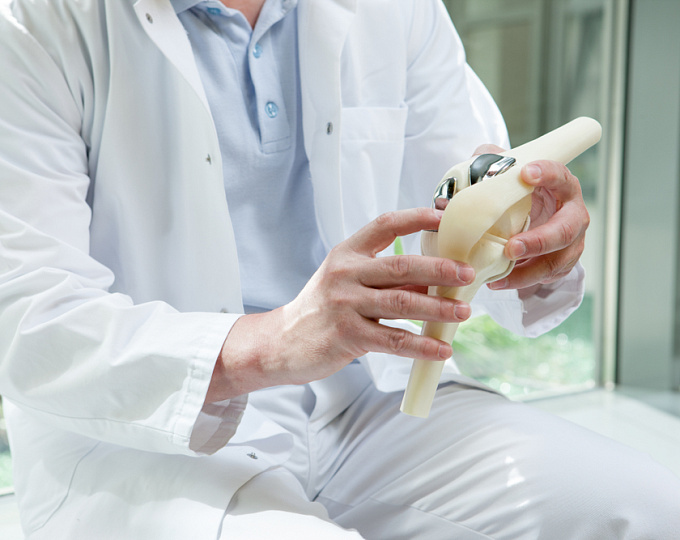 Факторы риска, связанные с длительным пребыванием в стационаре после первичной операции по замене коленного сустава